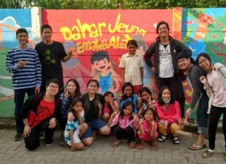 Komunitas Social Designee : Sulap Tembok Desa jadi Berwarna dan Bermakna MUREAL