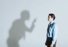 7 Tips Ampuh Menghadapi Kritikan di Tempat Kerja